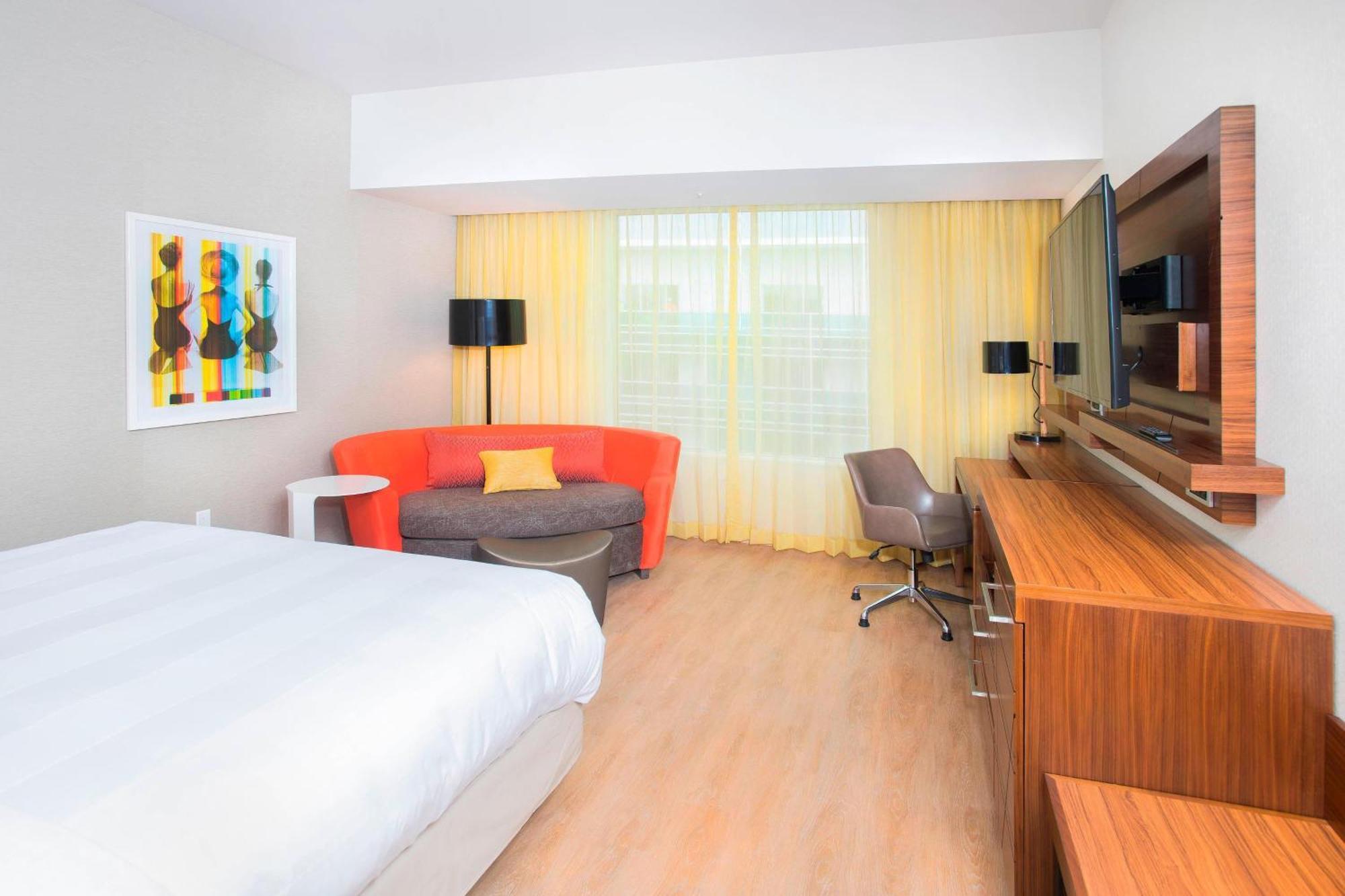 Courtyard By Marriott Santa Monica Hotel Exterior foto