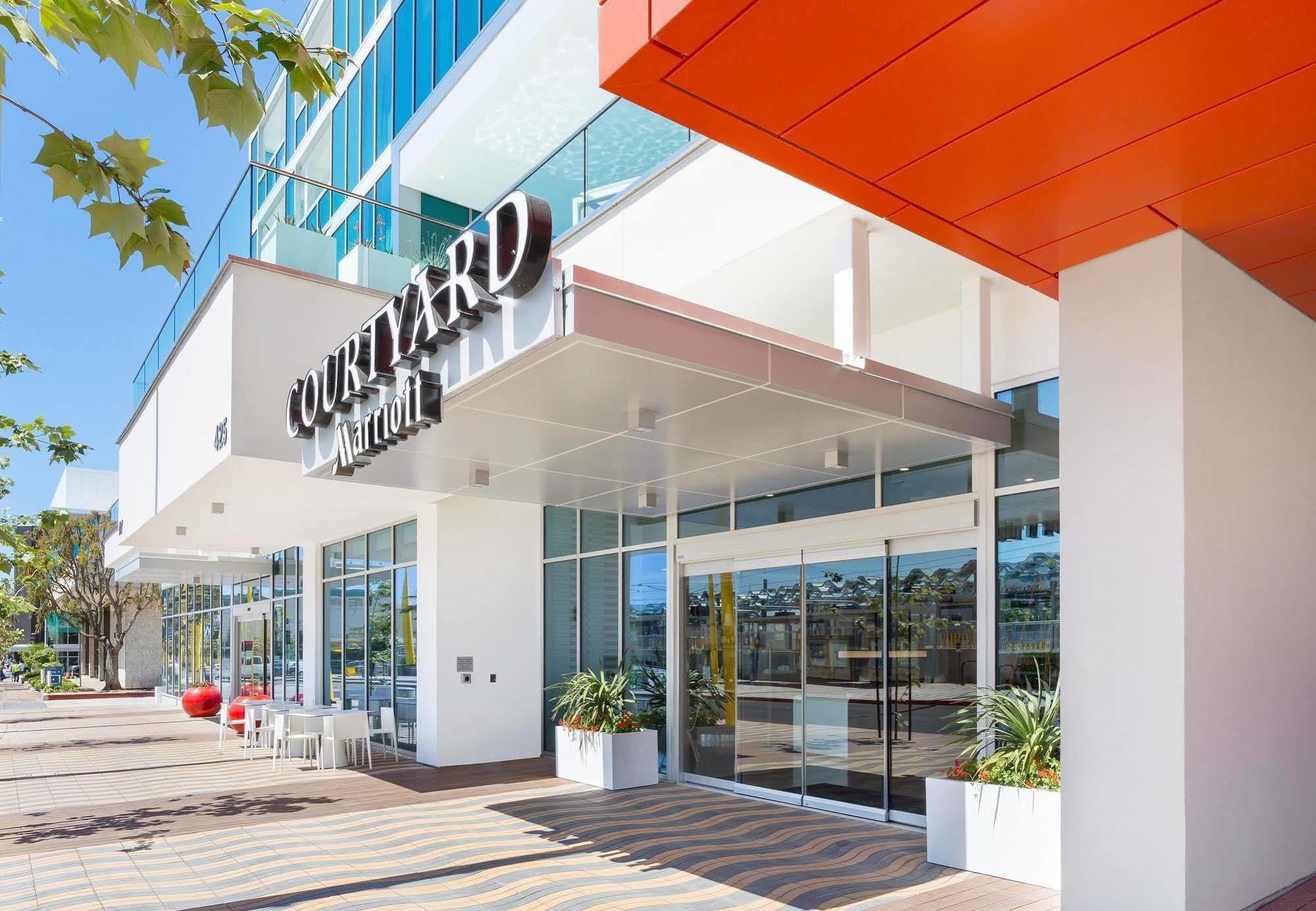 Courtyard By Marriott Santa Monica Hotel Exterior foto