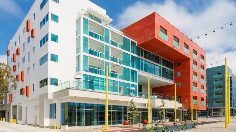 Courtyard By Marriott Santa Monica Hotel Exterior foto